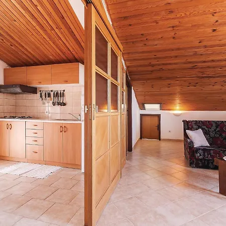 Stunning In With 1 Bedrooms And Wifi Apartment *